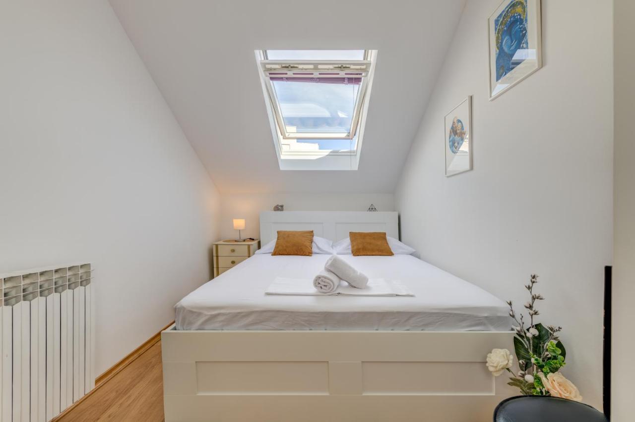 Apartman Opera Split Exteriör bild
